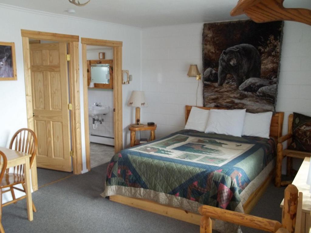 Budget Host Elk Antler Inn Термополис Номер фото